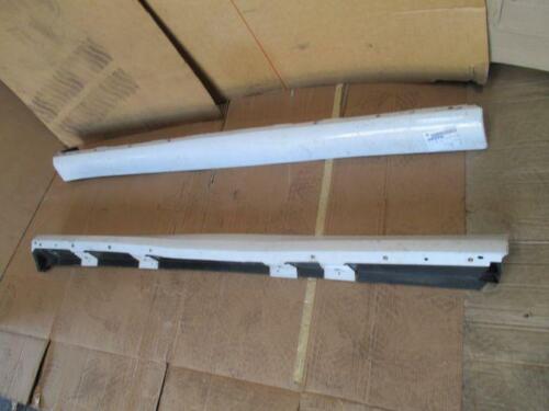 2004 MITSUBISHI LANCER EVOLUTION 7 WAGON PAIR OF SIDE SKIRTS 09/03-08/07 - Picture 1 of 2