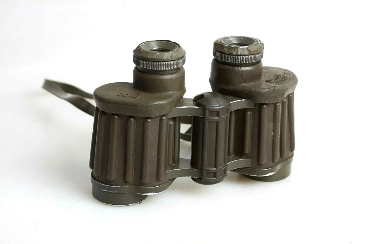 Hensoldt Wetzlar 8X30 Binoculars Needs maintenance