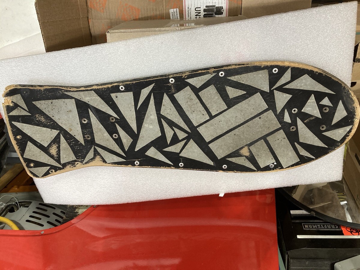 vintage skateboard Santa Cruz. Psycho Eyes Bitch Not Nos