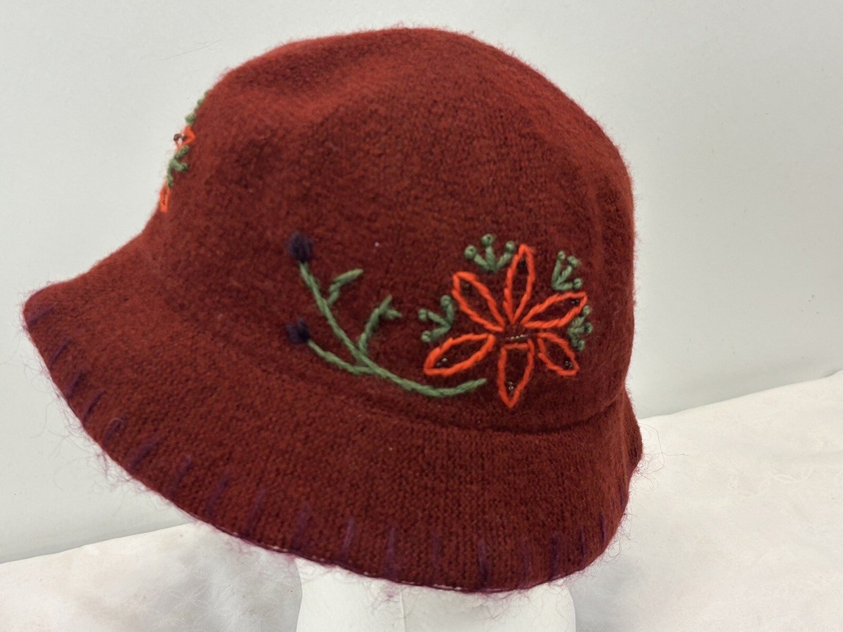 VTG 2000s GAP Y2K Peach Coral Trench Belted Bucket Hat Ditsy Floral Lining S/M Authentic coach bucket hat Vintage from the y2k... | Depop main image 3