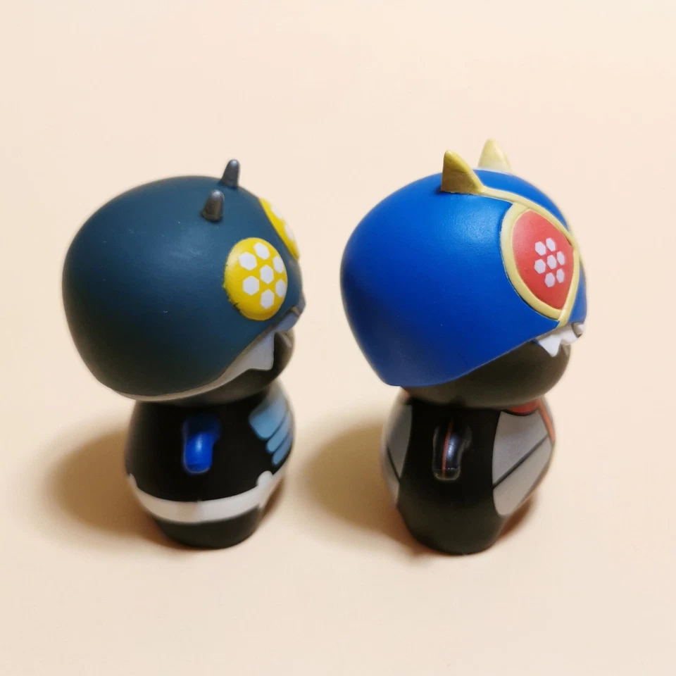 Lote de 2 CIBOYS como KAMEN RIDER Superherói 2" Mini Figura DESIGNER BRINQUEDO Colecionável - Imagem 4 de 4