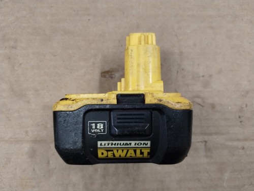 DEWALT DC9180 18V LITHIUM ION BATTERY PACK FOR PARTS/REPAIR