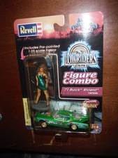Revell 1/64 LOWRIDERS Die Cast Figure Combo 71 buick riviera issue 41