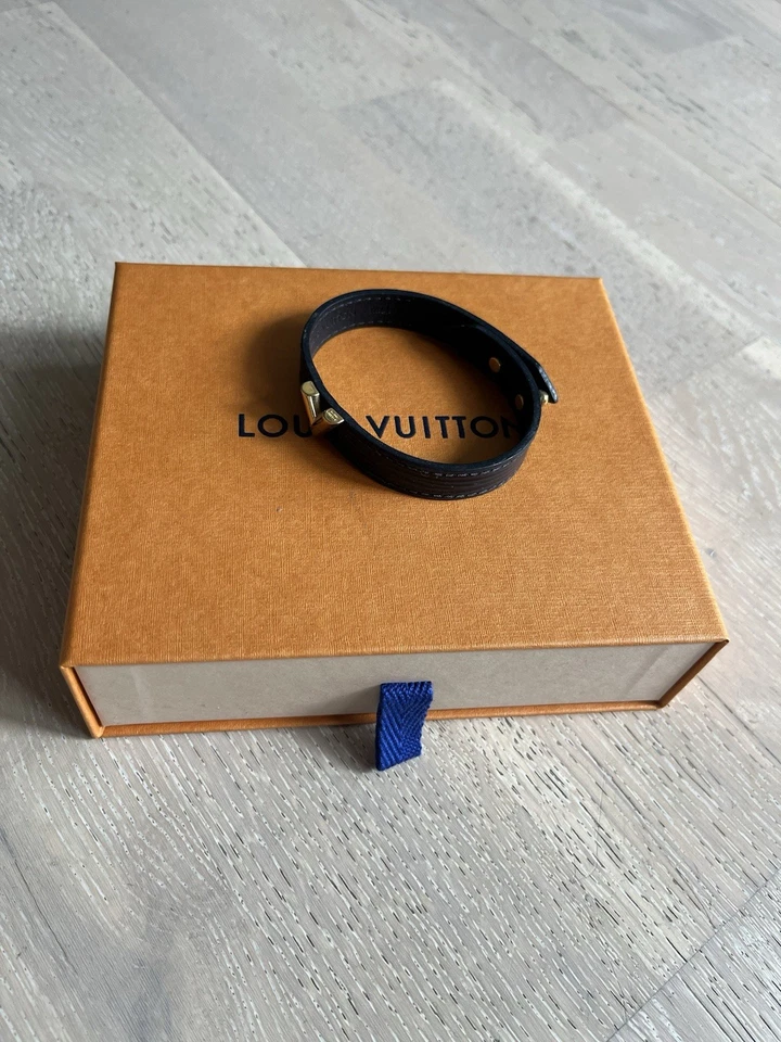 Louis Vuitton Essential V Armband - Bild 2 von 4