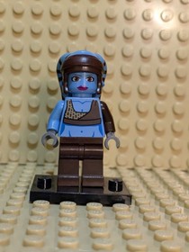LEGO Star Wars Aayla Secura Clone Wars SW0284 From Set 8098 Authentic Minifigure