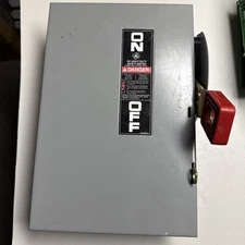 GE THN3361R Heavy Duty 3-Pole 30Amp 600V Safety Switch