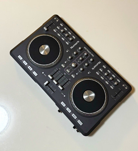 Numark Mixtrack Pro 2-Deck 2-Ch DJ Controller, Built-In Mixer, USB/RCA (TESTED)