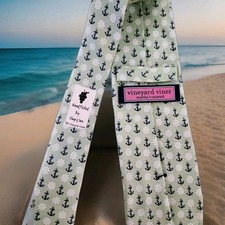 VINEYARD VINES Martha's 100 Silk Tie Nautical Anchors Wheels Cruise Made in USA