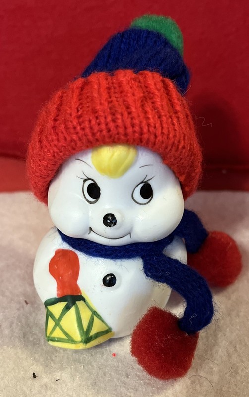 VTG. Christmas Snowman Bell Ornament Ceramic With Knitted Hat & Scarf Giftco1989