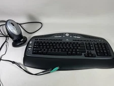 Logitech Y-RR54 RT7R33 Wireless Keyboard And Mouse/Charger/Dongle