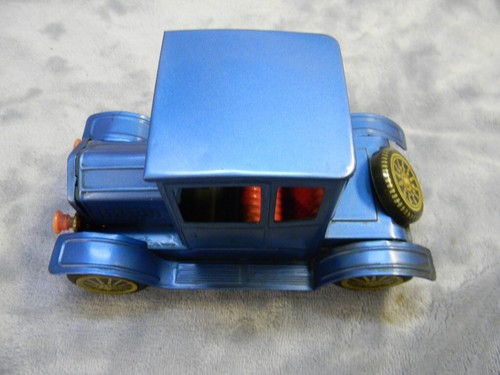 1/16 SCALE VINTAGE BANDIA 1920'S FORD MODEL "T" JAPANESE TIN BLUE FRICTION CAR - Picture 2 of 11