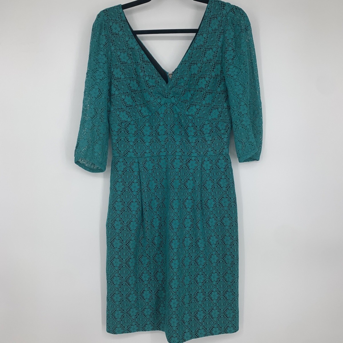Marc by Marc Jacobs womens 6 dress fit and Flare green lace overlay exposed Zip Marc by Marc Jacobs womens 6 dress fit and Flare green lace overlay exposed Zip