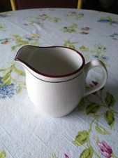 Creamer/Pitcher Steelite International-England