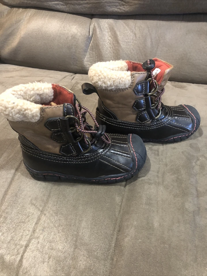 Botas de invierno Falls Creek talla infantil talla 6 marrón Foto 3 de 4