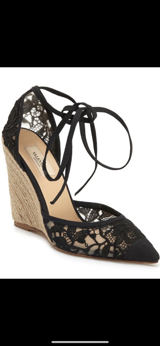 VALENTINO GARAVANI Black Lace Ankle Bow Straps Pointy Toe