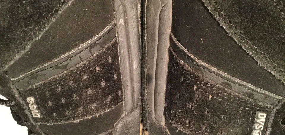 DVS Steve Berra 5 's Mens Size 7.5 Black Suede Skate Shoes - Image 4 of 4