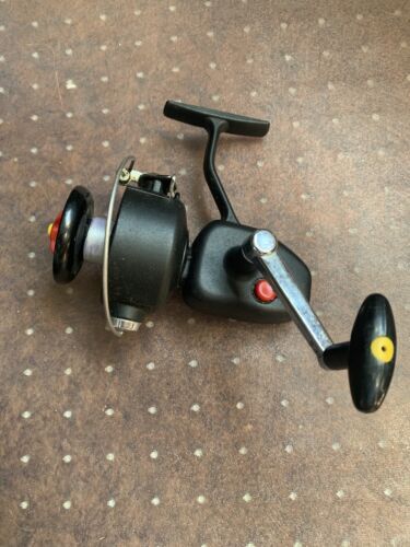 discount fishing reel Fishdrops Spinning Reels 12+1BB Ultra Lightweight Spinning Carved Aluminum Spool Affordable Smooth Reels : Sports & Outdoors and a magnetic brake Pink and Pink Spinning Hook Size:#4/0 - 50 pack Brand_Fisher Price
