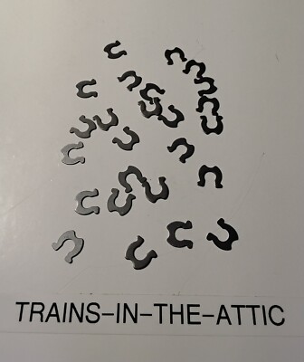 LIONEL  RETAINING CLIPS FOR LIONEL TRUCKS PART 480-18 TS-70 . PACK OF (25)