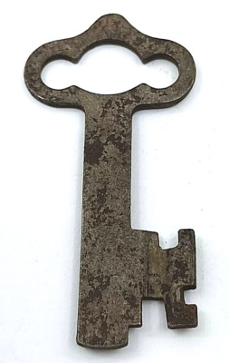 Vintage Skeleton Key Flat Gothic/Deco Style Appx 1-5/8'' Furniture Doors