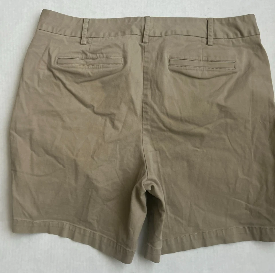 Pantalones Cortos Lands' End Para Mujer Tiro Medio Talla 14 Caqui Bolsillo Chino Elastizados Foto 4 de 4