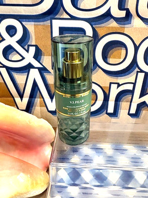 Bath & Body Works V.I. PEAR Fragrance Mist 2.5 fl oz LIMITED EDITION SOLD OUT