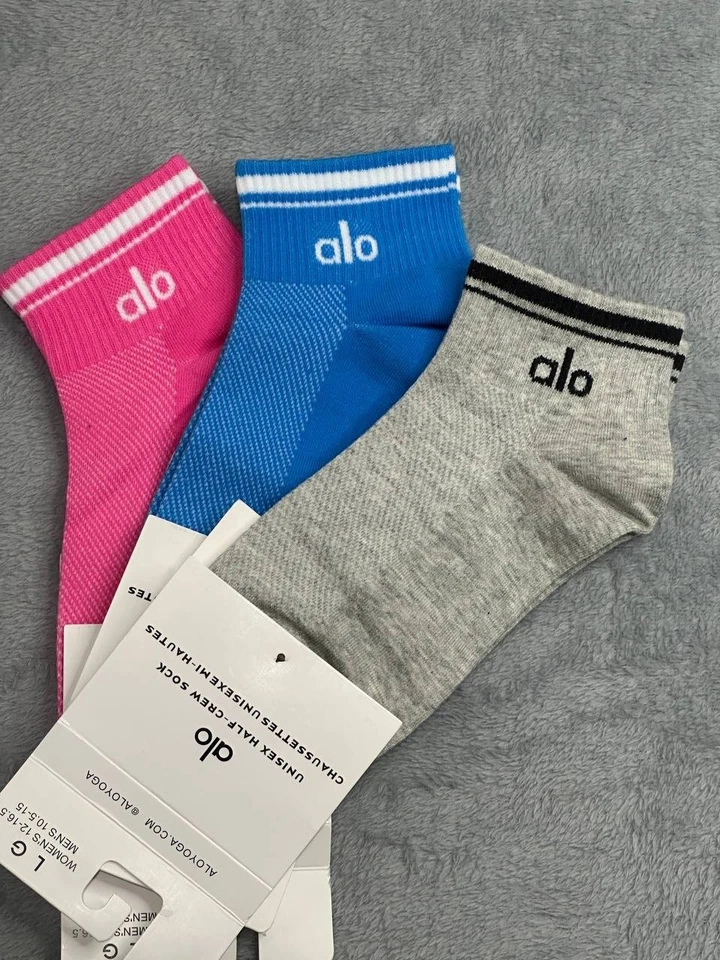 Calcetines retro Alo Yoga para mujer media tripulación 3 pares - azul gris rosa - nuevos con etiquetas Foto 4 de 4