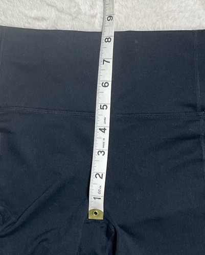 Fabletics PowerHold Shorts Womens Size XS Black Side Pockets Yoga Compression - Picture 8 of 9