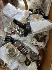 Random Lot Of 10 Watches For Parts Repair Grab Bag ONLY ((READ)) Charity DS00