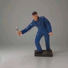 Corgi Toys 1142 Holmes Wrecker standing mechanic ORIGINAL figure with wrench