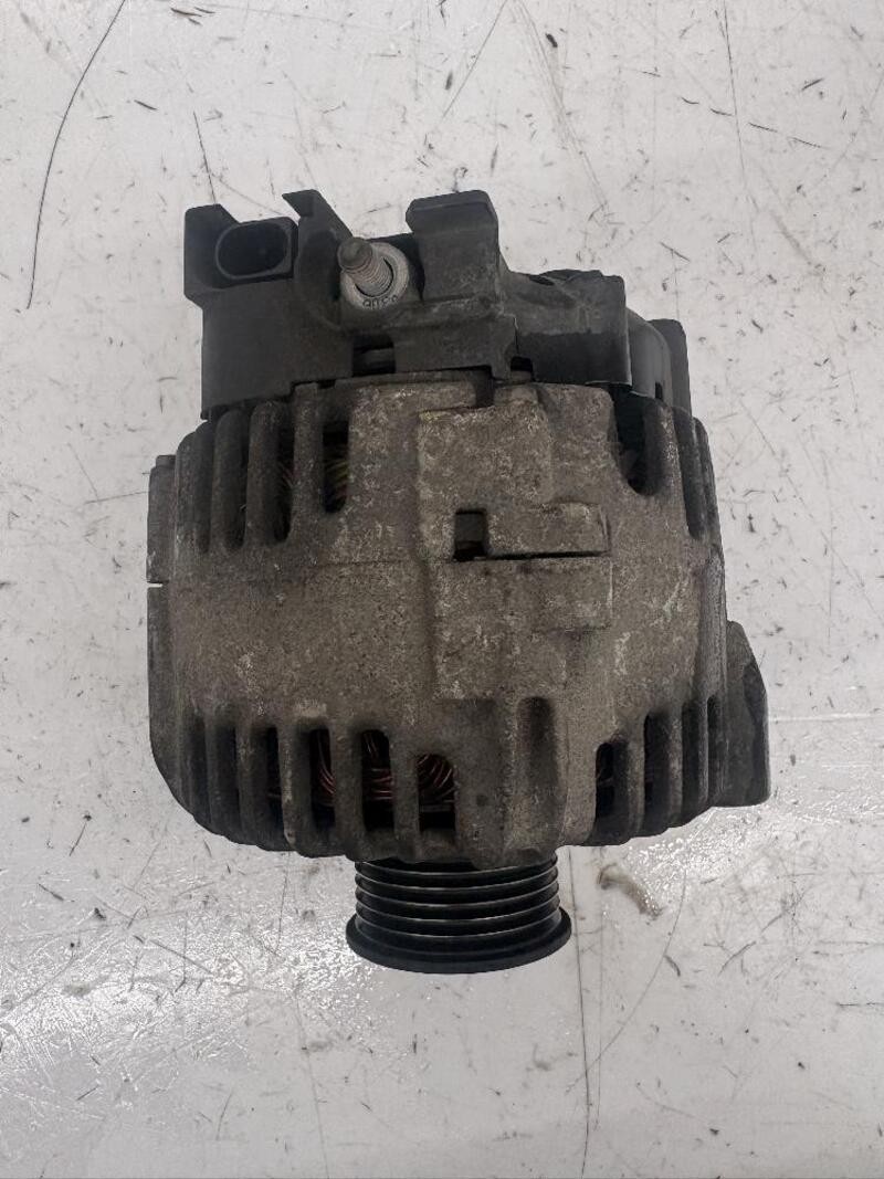 12318517262 alternatore BMW SERIE 3 E90/E91 (02/05-12/11) 320D SW 2005 Usato