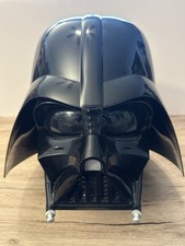 Star Wars - Darth Vader Premium Electronic Helmet