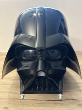 Star Wars - Darth Vader Premium Electronic Helmet