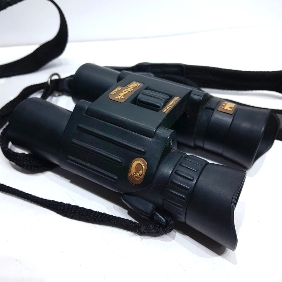 Steiner Skyhawk 10x26 Fast Close Focus Binoculars EXCELLENT with case - Image 3 of 4