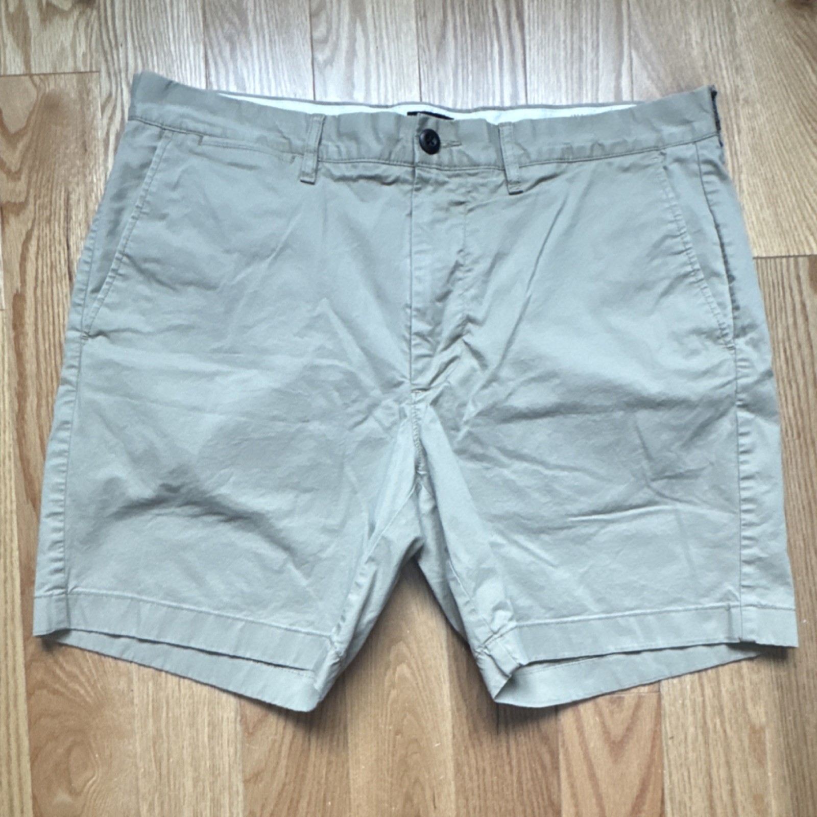 J.CREW Men's Beige Chino Shorts Cotton Flat Front 7