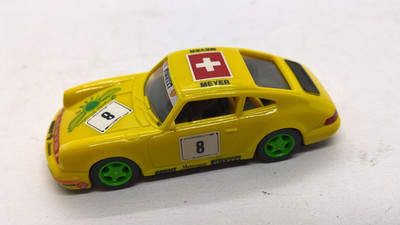 Euromodell Porsche 911 964 Carrera Cup gelb MEYER Brigitte Nielsen Jeans (30)