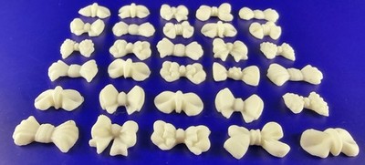 30 x Essbare 3D, kleine Schleifen Schleifen Torte, Cupcake Topper Deko T012