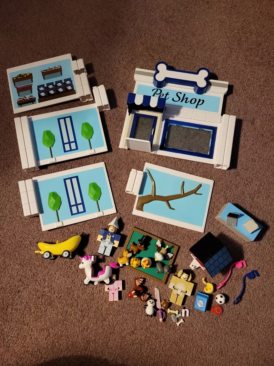 Roblox Toys, Adopt Me, Pet Shop Playset, EUC!