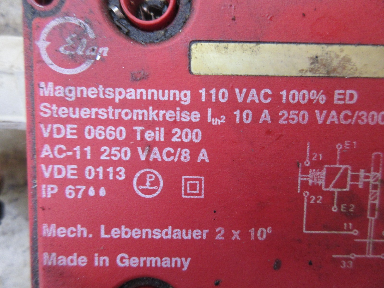 ELAN SAFETY INTERLOCK SWITCH VDE 0660 AC11 VDE0113 IP67 MATSUURA MC