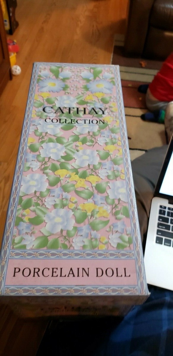 CATHAY DEPOT COLLECTION LIMITED EDITION 1-2000 Porcelain Doll