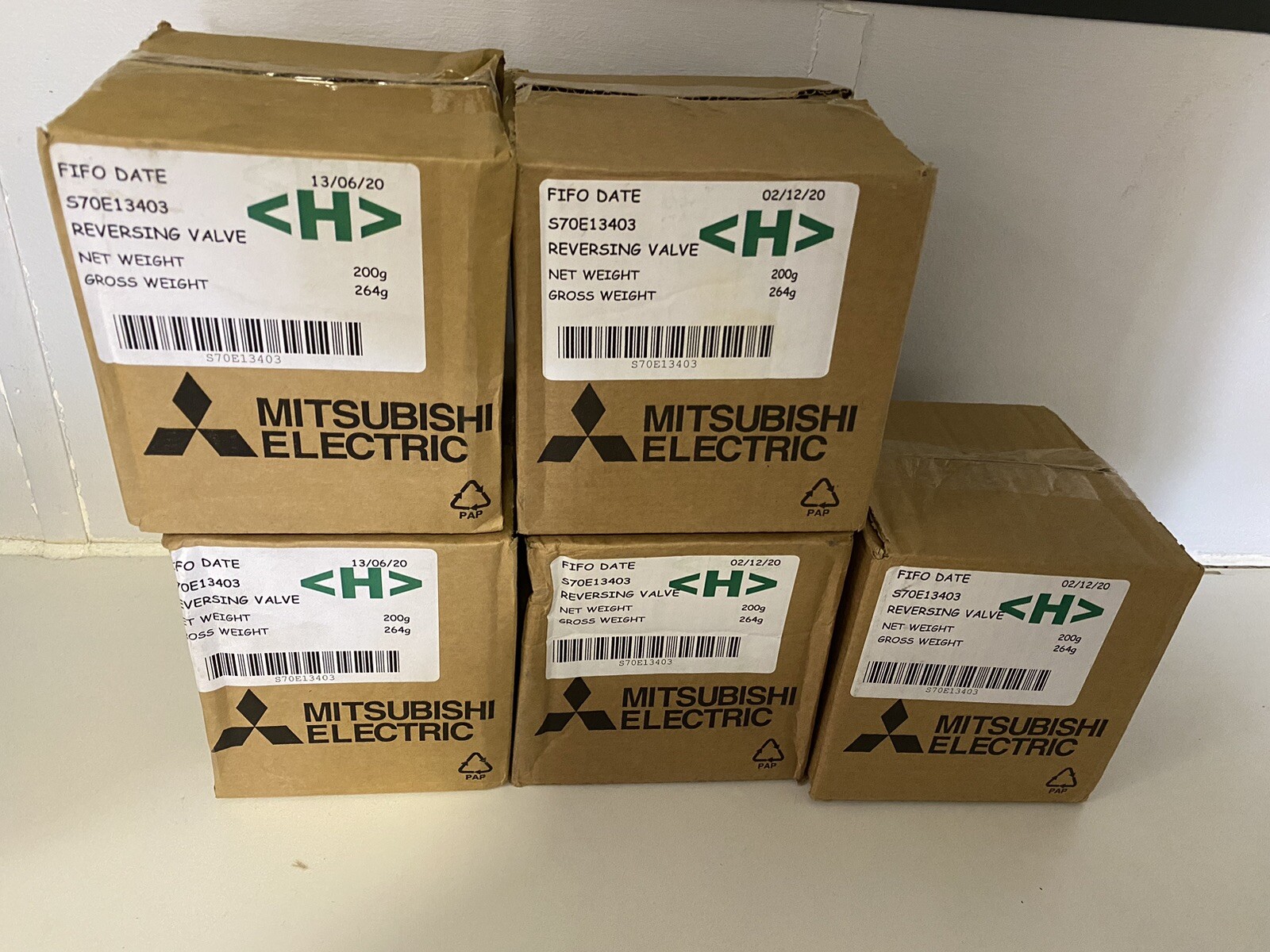 Mitsubishi Eléctrico - Parte de válvula de reversión No: S70E13403 - Aire acondicionado