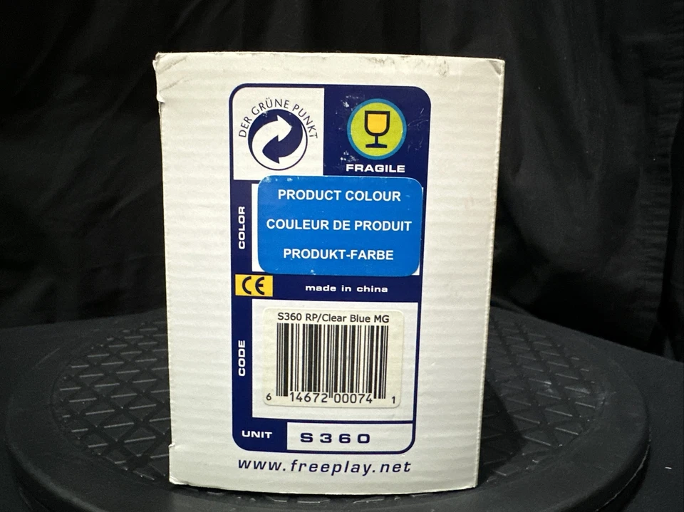 Freeplay S360 Self Powered Energy Clear Radio + Power Adapter EMERGENCY CAMPING - Image 4 of 4