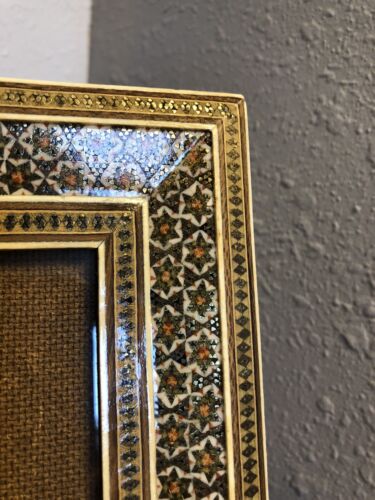 Vintage Khatam Middle Eastern Inlaid Wooden Frame Gold Accents 8 X 6.5” - Picture 8 of 21