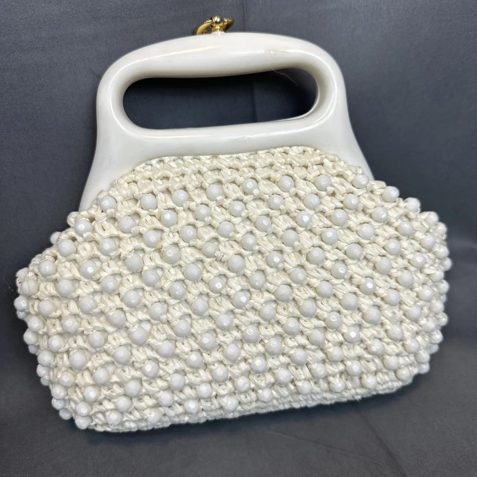 Vtg 60’s Gaymode white Raffia Straw Purse Kiss Lock Celluloid Handle Italy 9"x8" - Image 2 of 4