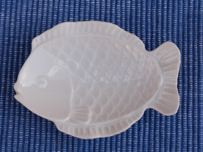 KPM Berlin kleines Schälchen Schale Motiv: Fisch   9x6,5cm   =44