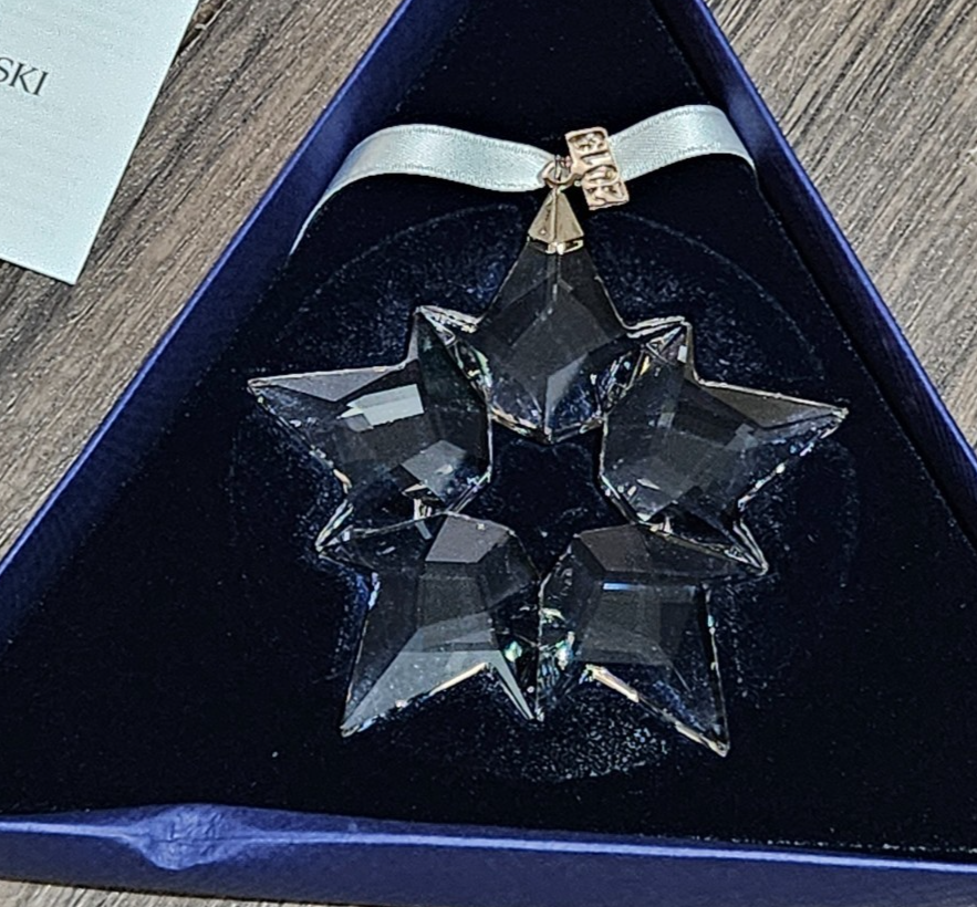 Swarovski 5427990 Crystal Annual Edition 2019 Christmas Ornament