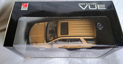 Saturn VUE (Antara) 2002 gold 1:18 AutoArt 71402 come nuovo/ as new - sold out - Foto 5 di 20