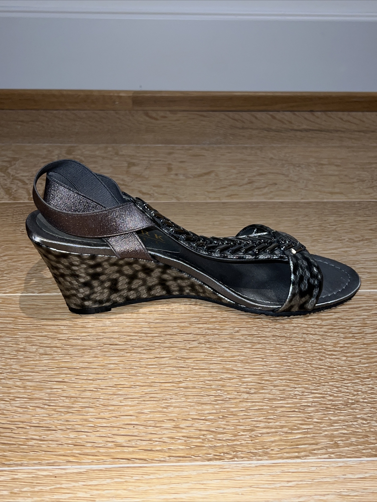 New York Transit Silver Rectangular Studded Wedge… - image 6