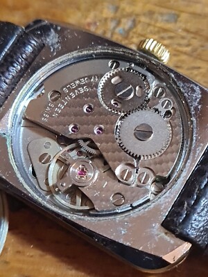 Montre TIMEX Vintage Mécanique - Mouvement Manuel, Cadran Blanc, Boîtier Chromé, Ne Fonctionne Pas (balancier Libre)
