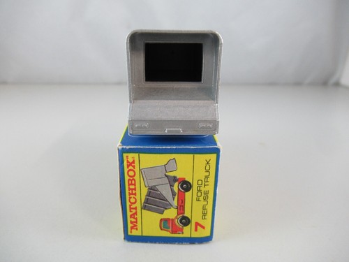 Matchbox Lesney 7 Ford Refuse Truck - Picture 4 of 6