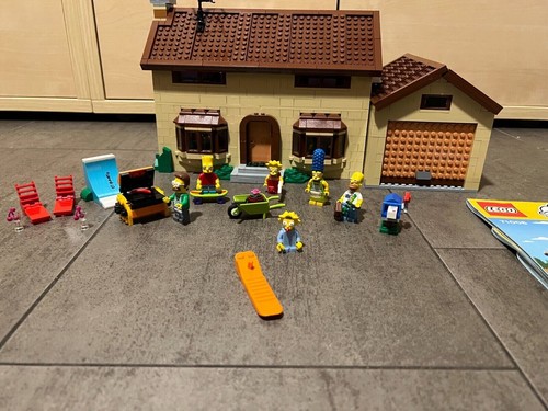 LEGO The Simpsons House 71006 with instructions and original box, RARE - Picture 14 of 20